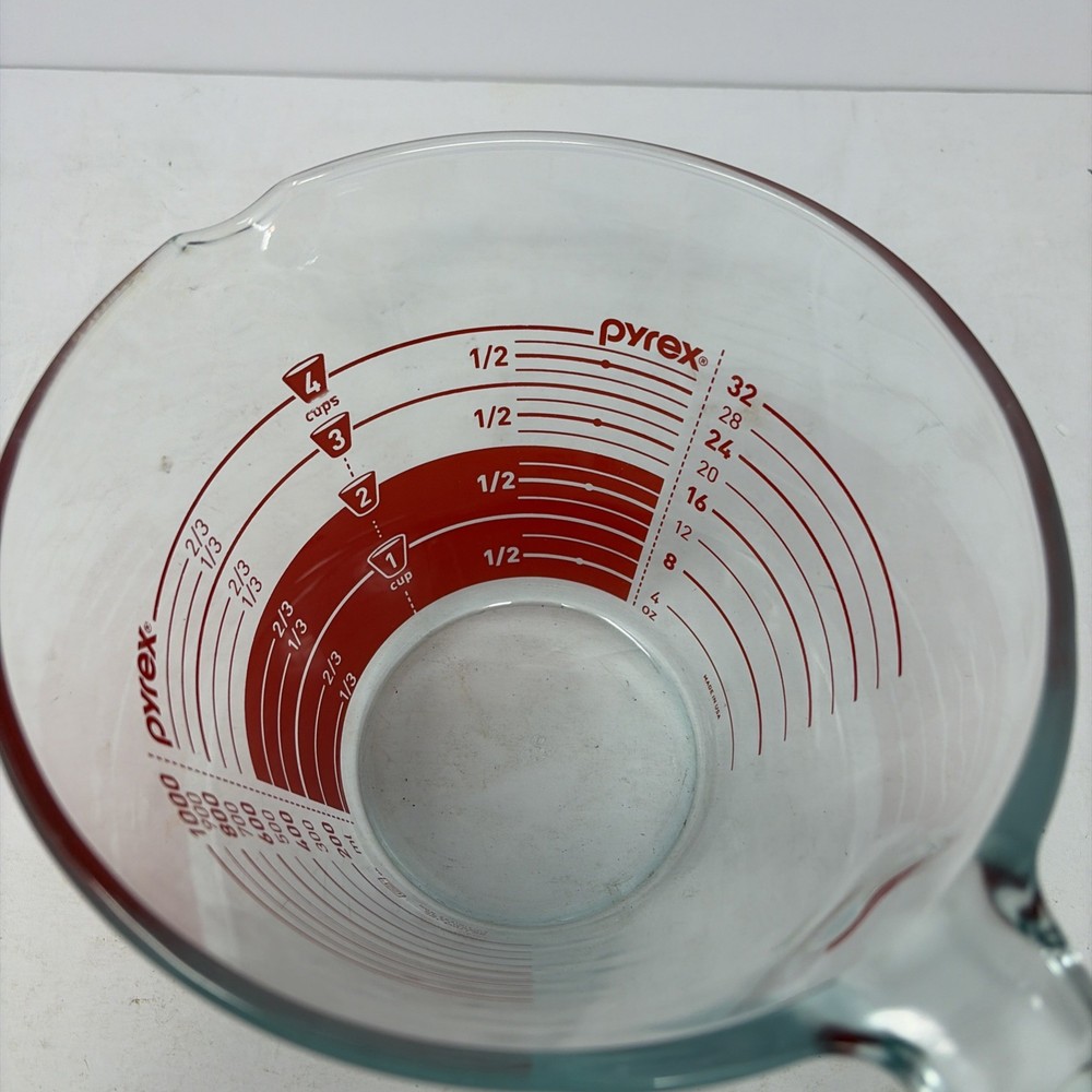Vtg. Glass Pyrex 4 Cup Measuring Cup Red Reverse Read Open Handle Slanted Sides