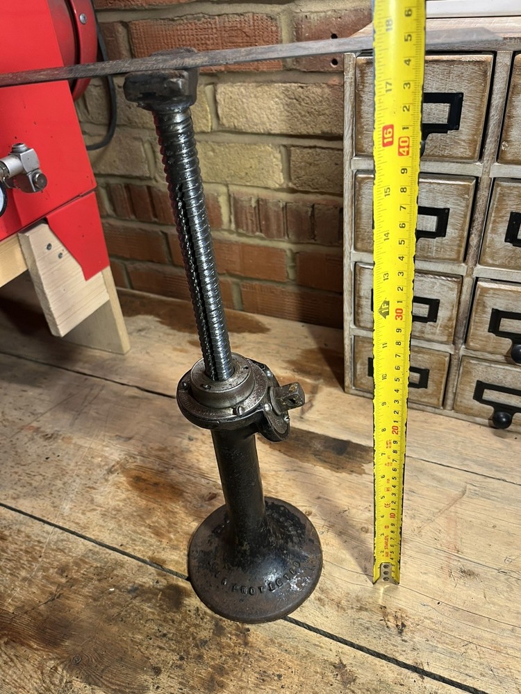 Lake & Elliot millennium Type II Protected jack with Handle