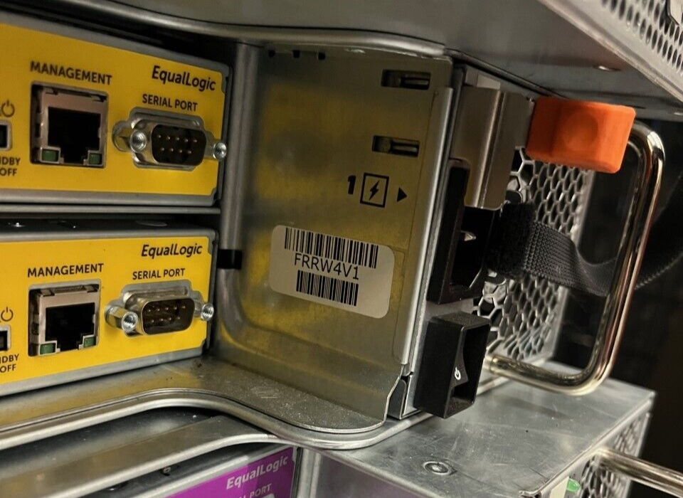 Dell Equallogic PS4110X 24 Bay Storage Array 2x 0YN3KR YN3KR