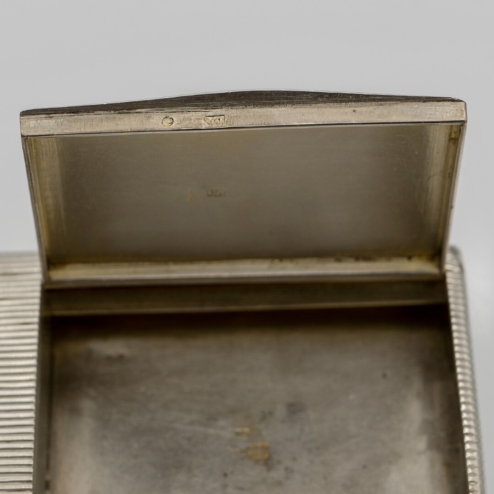 ANTIQUE RUSSIAN 84 SILVER RIBBED CIGARETTE CASE