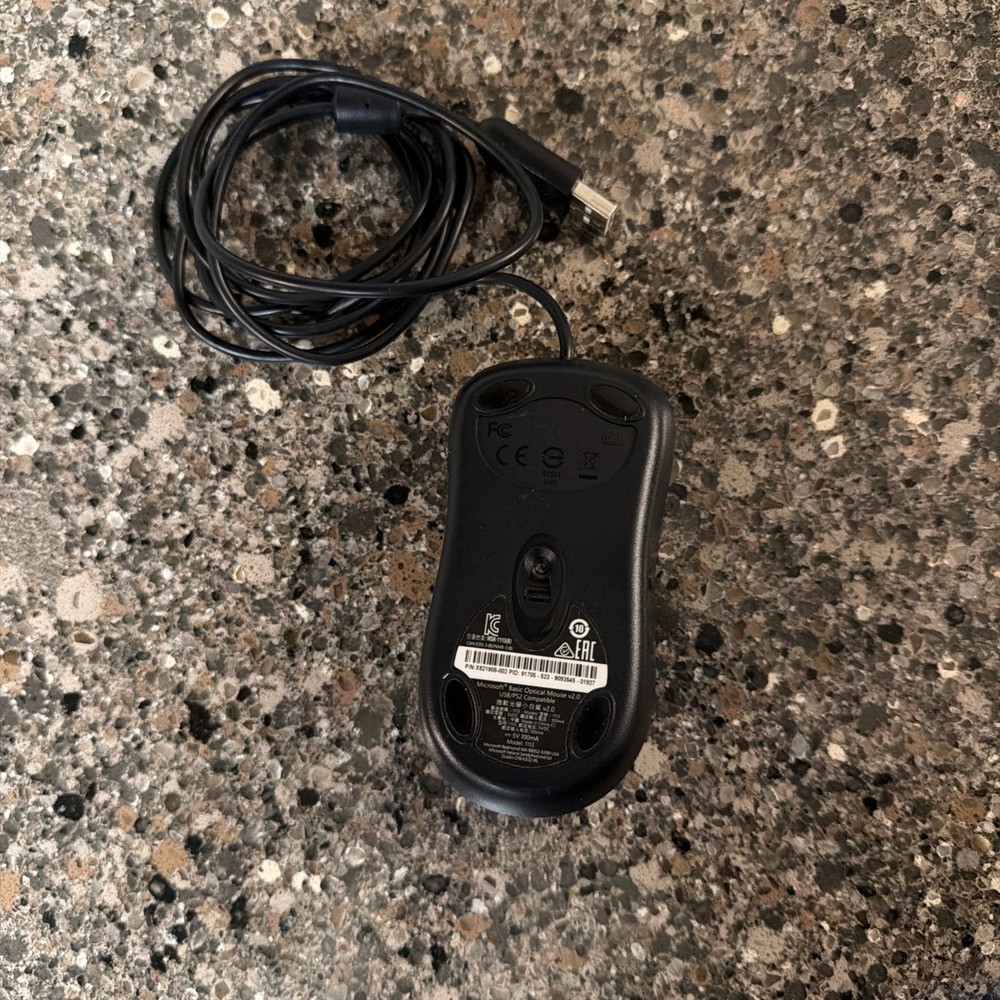 Microsoft Basic Optical Mouse V 2.0 Model 1113 USB Wired Black