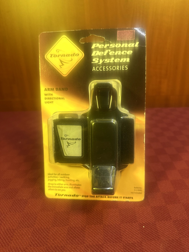 TORNADO PERSONAL DEFENCE SYSTEMS ARM BAND WITH DIRECTIONAL LIGHT