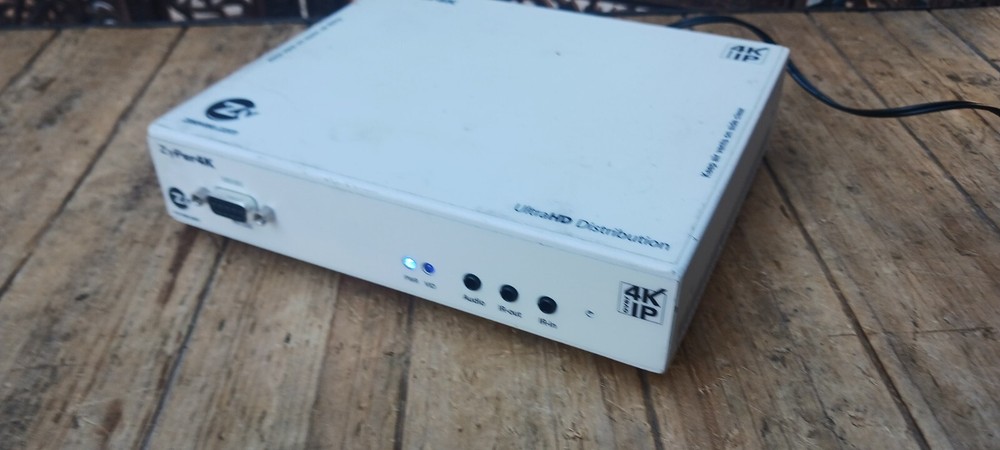 ZeeVee ZyPer4K Z4KDECC3 Single HDMI 2.0 CatX Video Decoder / Receiver