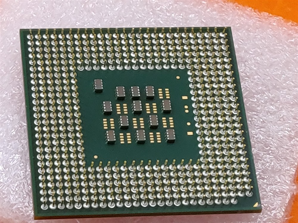 ⭐️⭐️⭐️⭐️⭐️ CPU Processor Intel Celeron SL77S Socket 478 2.70GHz / 128KB / 400Mhz