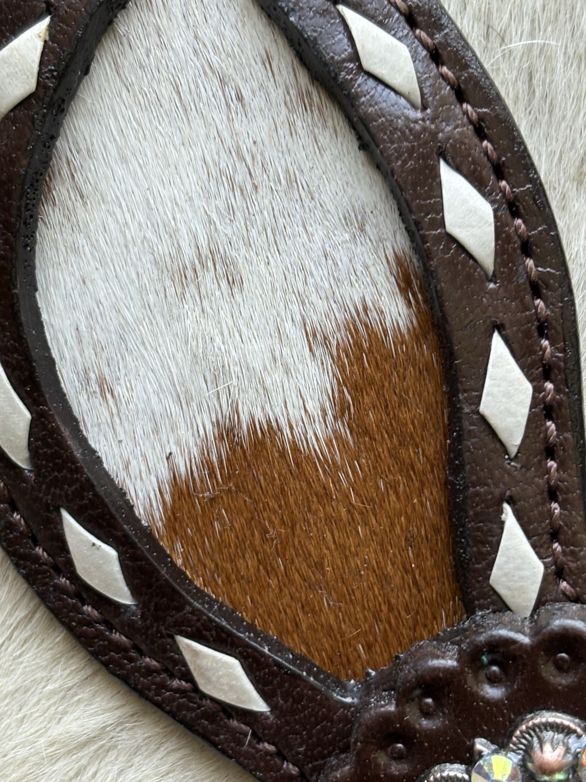 Ladies Top Grain Leather With Hair On Cowhide Western Pair Spur Straps