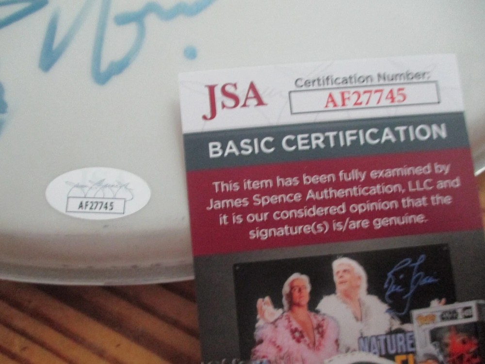 LYNCH MOB AUTHENTIC AUTOGRAPHED/SIGNED USED DRUMHEAD--GEORGE LYNCH + 2--JSA CERT