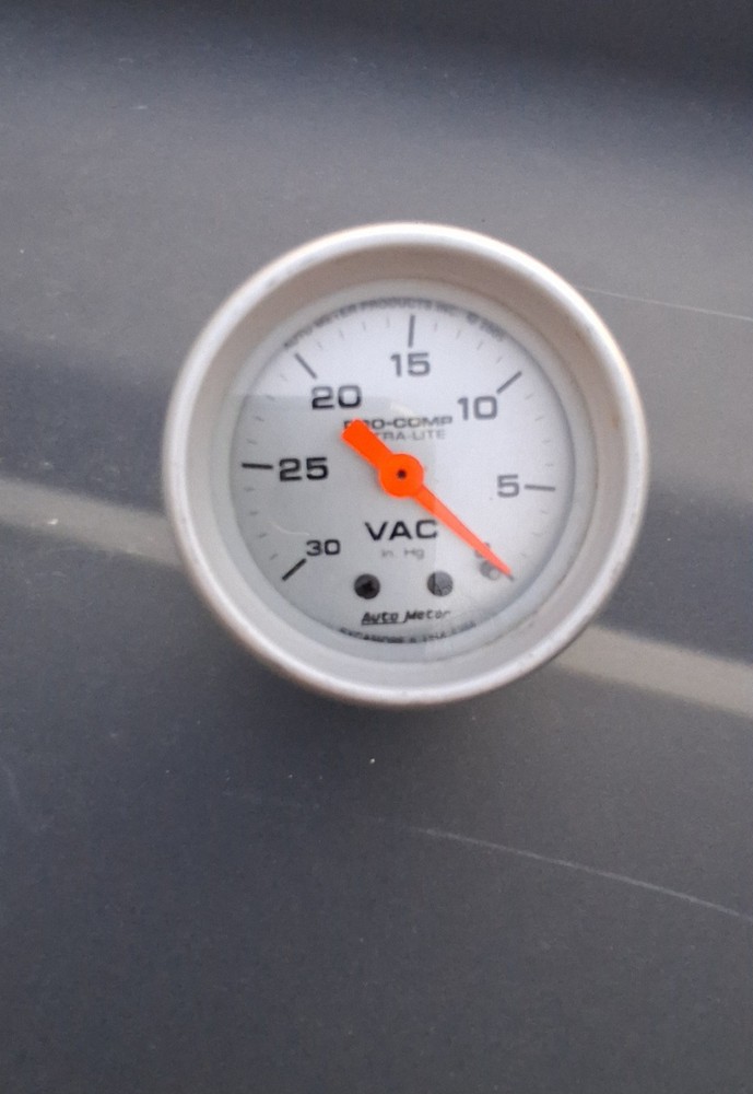 Autometer Vacuum Gauge