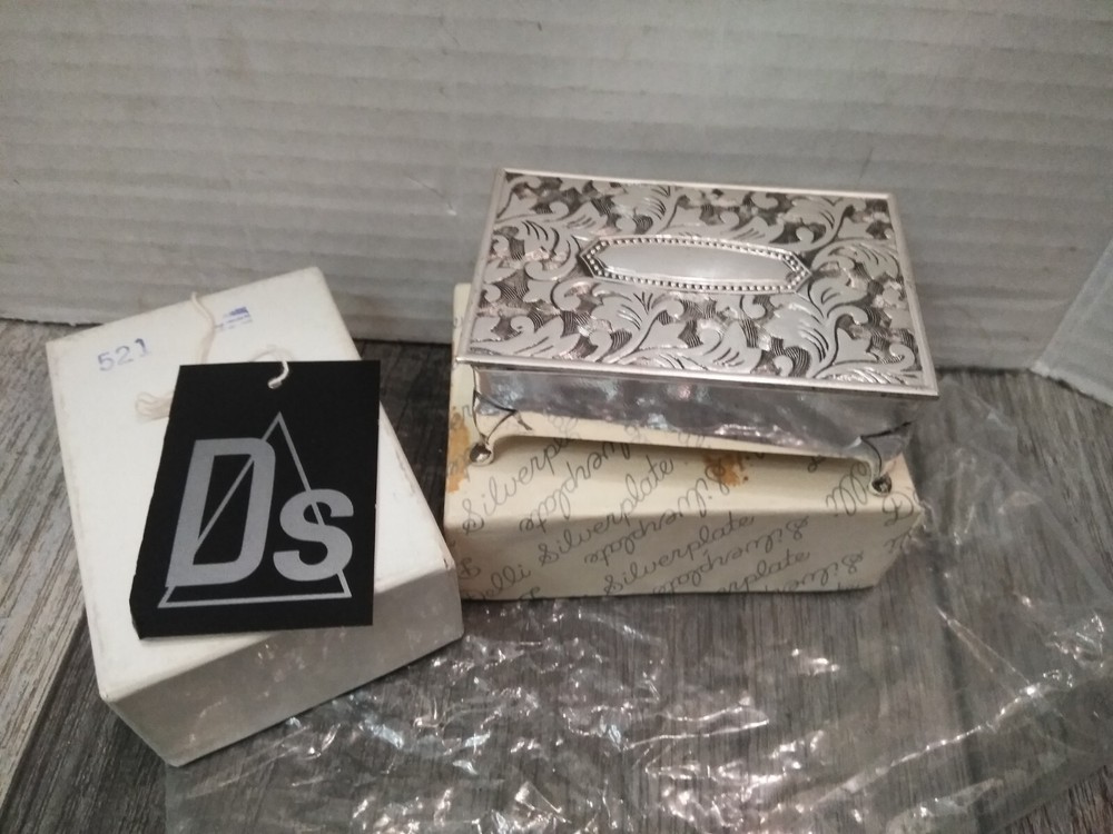 N.O.S. Delli  Silverplate Floral Embossed Footed Hinged Trinket Box  (JAPAN)