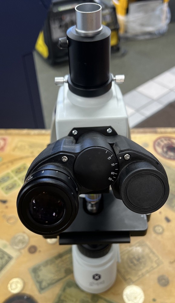 X Rapid Group Biological Microscope Model x_B8C6