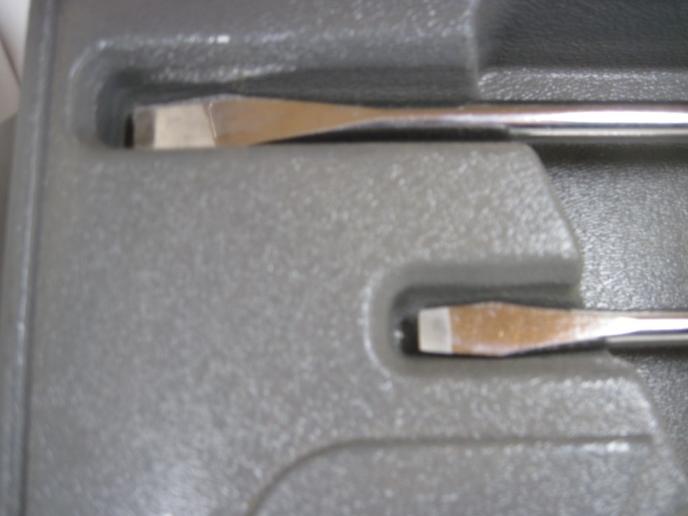 Snap On 8pc Combination Screwdriver Set With Tray Titanium NICE