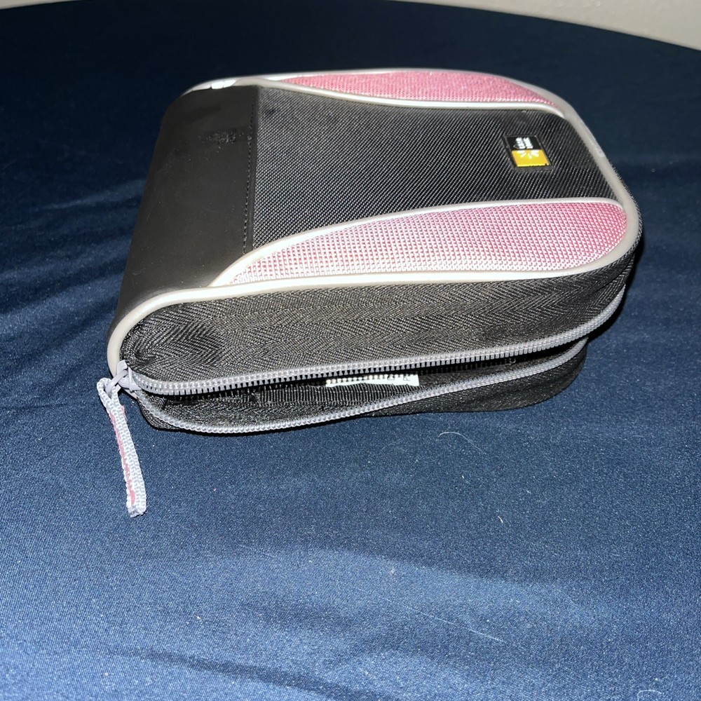 Case Logic Cd/DVD Pink/Black Case