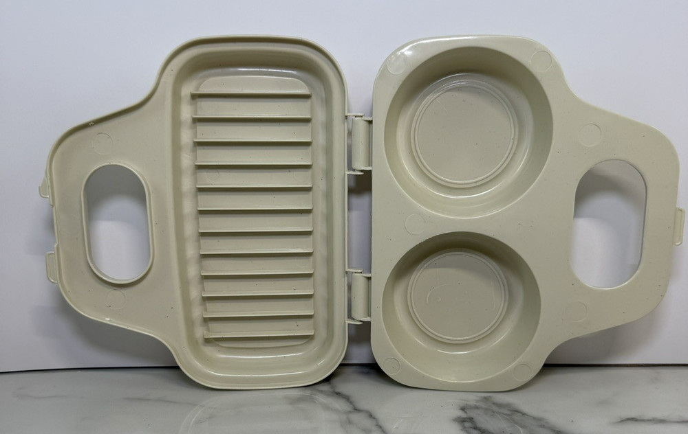 Miracle Ware by Progressiv - Egg Poacher Microwave Cooker - Quick Easy Breakfast