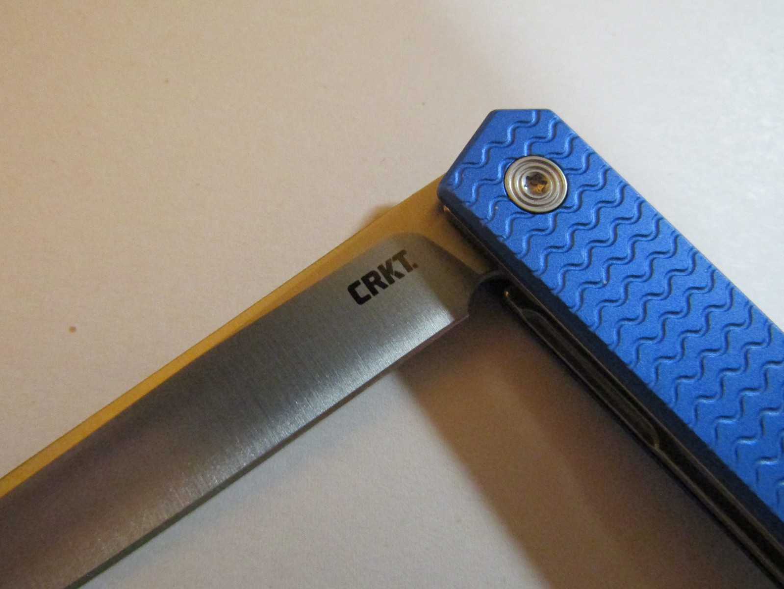 (CRKT) #7083--"RICHARD-ROGERS-CEO-MICROFLIPPER-KNIFE" (NEW-NO-BOX)