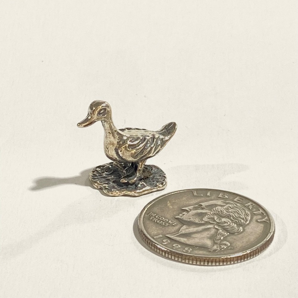vintage solid silver duck micro miniature , hallmarked italian figurine