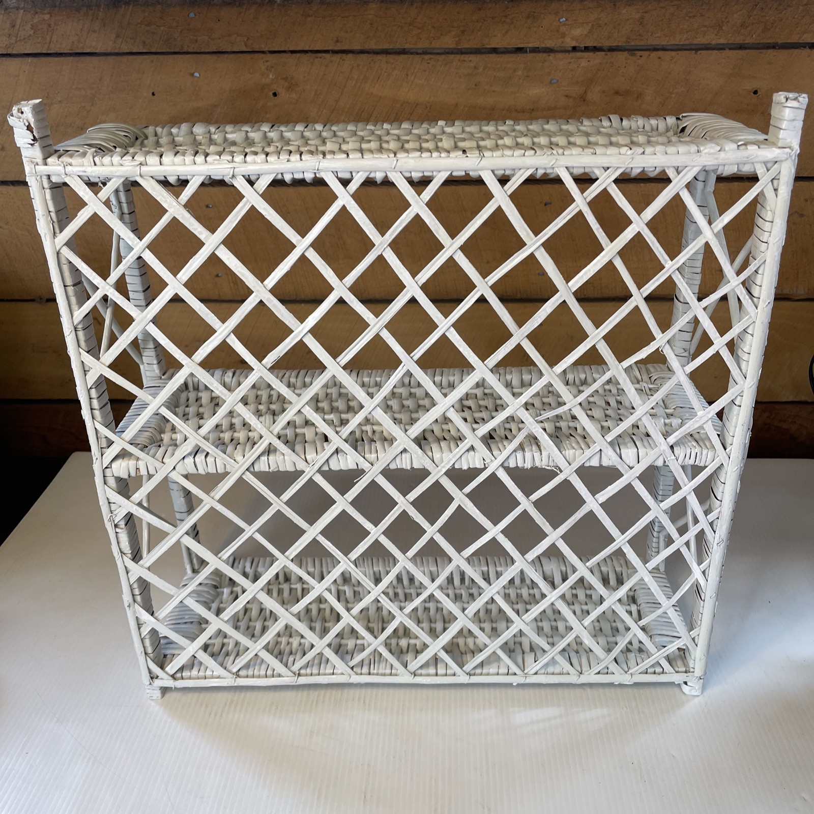Vtg White Wicker Wall or Free Standing Shelf Boho, Shabby Chic, Cottage, Beach