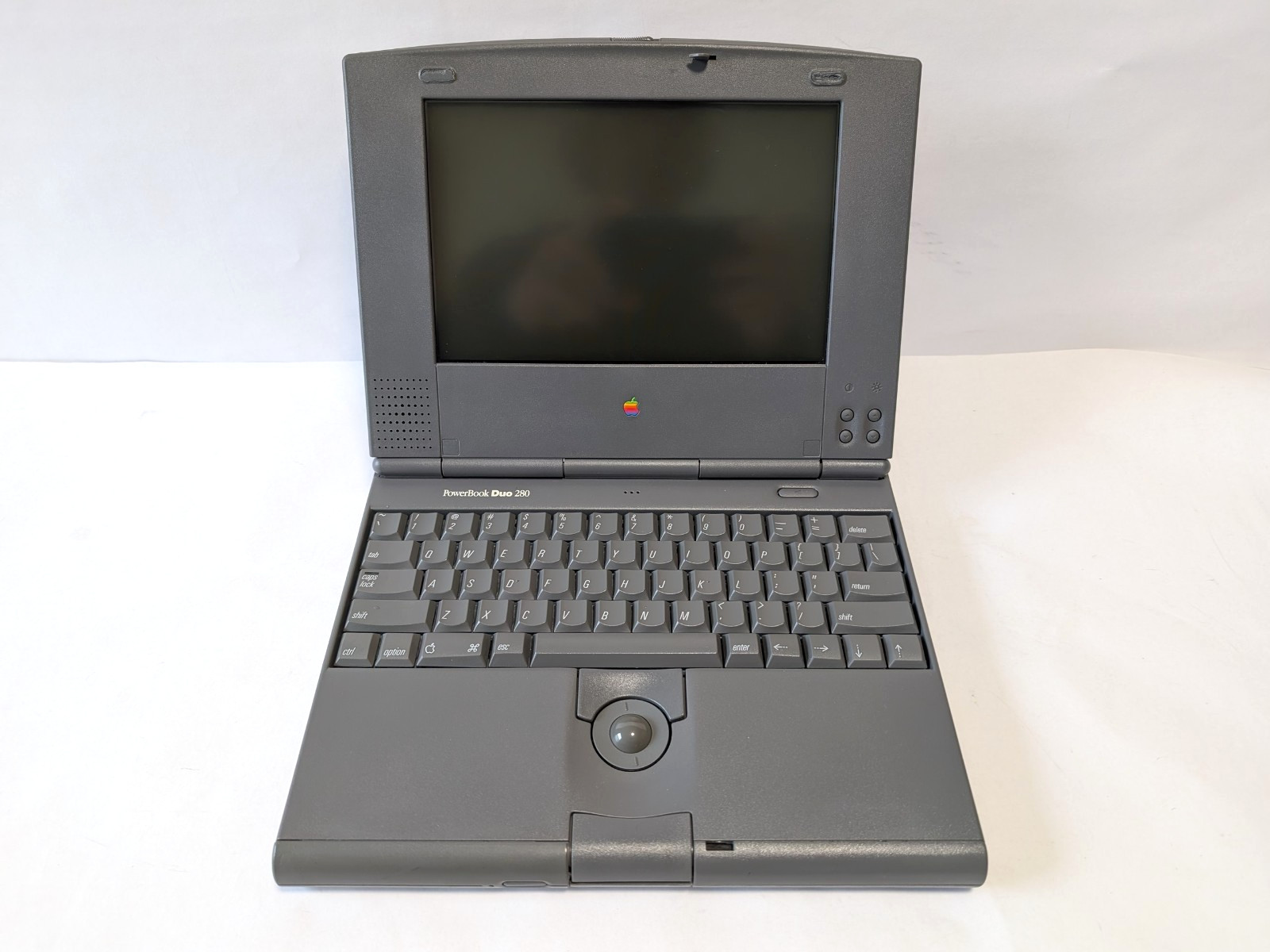 Vintage Apple PowerBook Duo 280 M7777 - UNTESTED