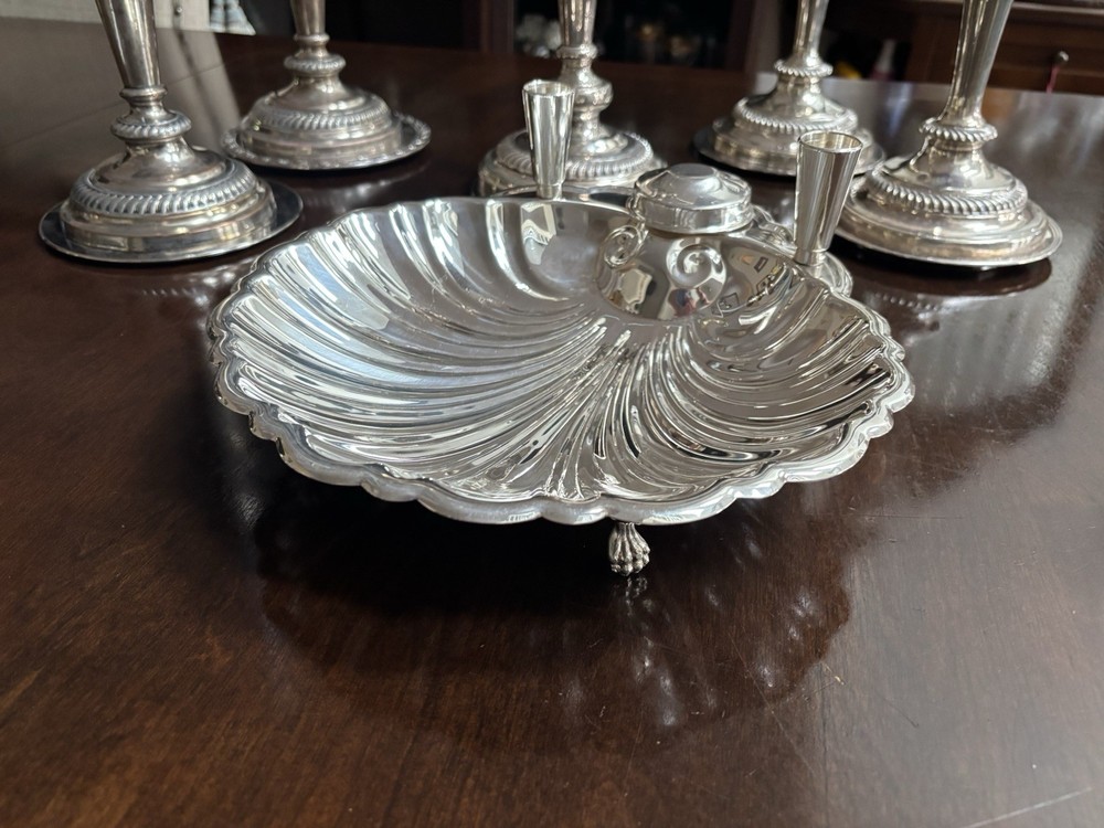 THE SHEFFIELD SILVER Co.Clam Shell Claw Feet Serving Dish w/Candleholders 11”