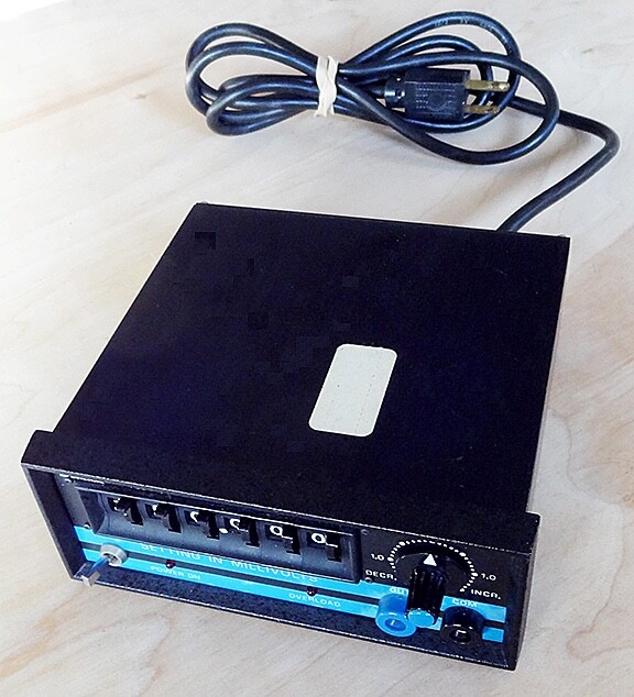 Datel Intersil DCV Calibrator / Used / Good Condition