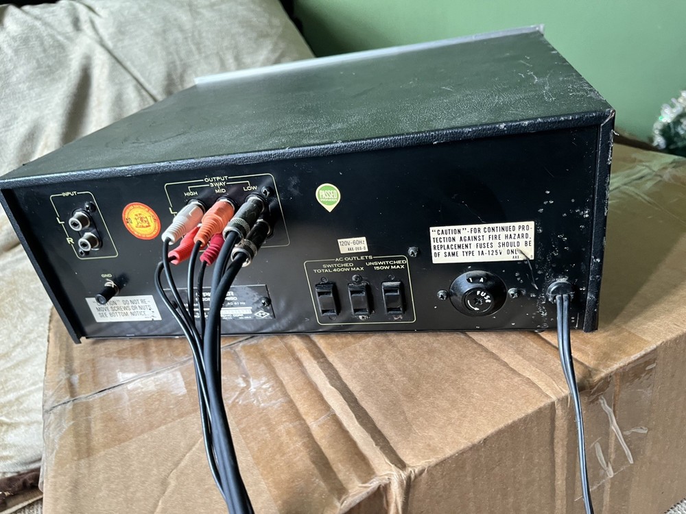 PIONEER ELECTRONIC CROSSOVER NETWORK MODEL SF-850