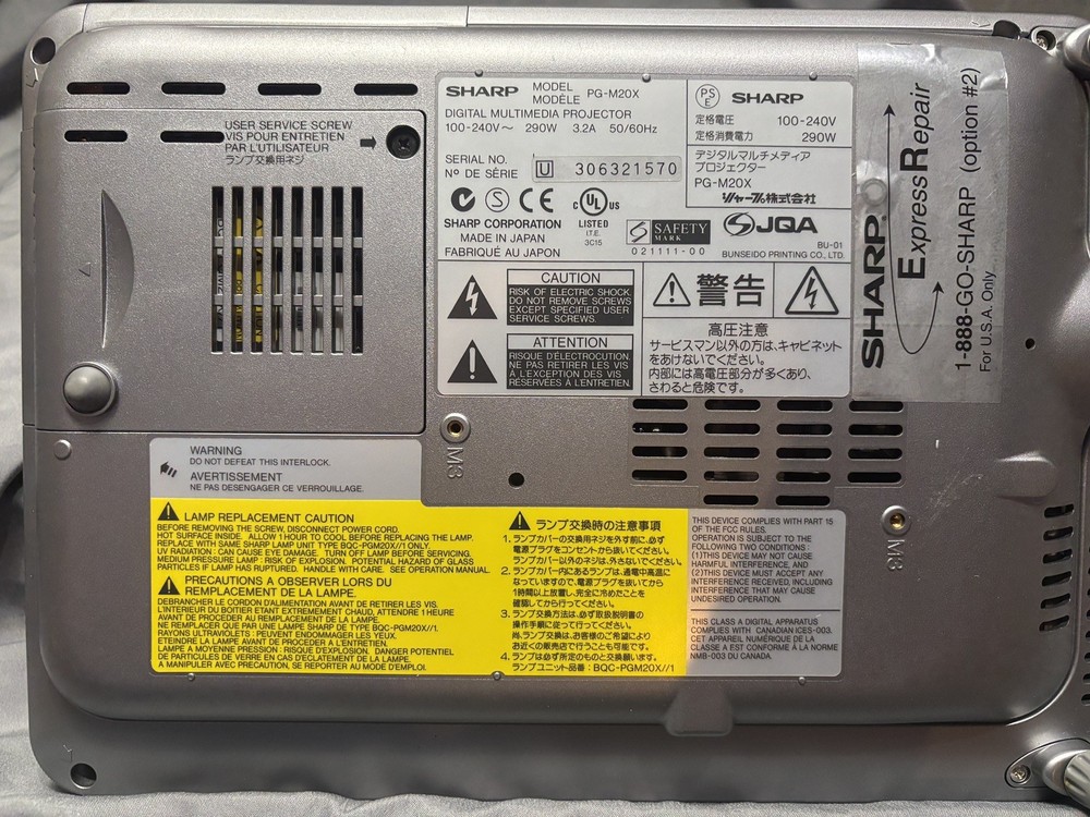 SHARP NOTEVISION PG- M20X DIGITAL VIDEO PROJECTOR W/ ACCESSORIES DLP