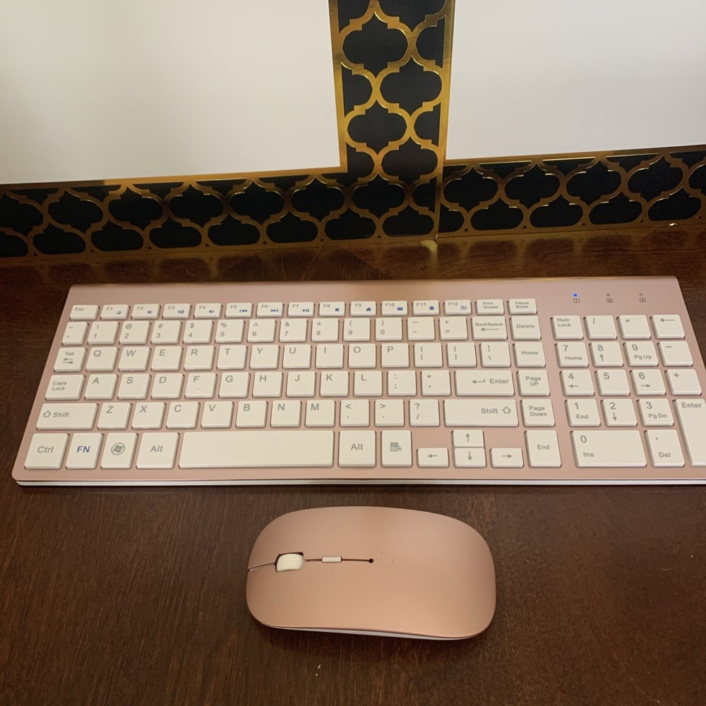 Wireless Keyboard And Mouse Set Mini 2.4G For Computer or Laptop.