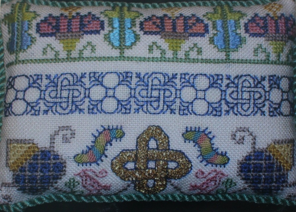 Golden Knot Pincushion - by Nostalgic Needle