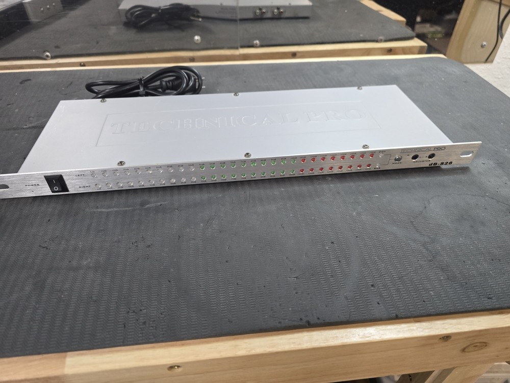 Technical Pro dB-s28 1U Rack Mount dB