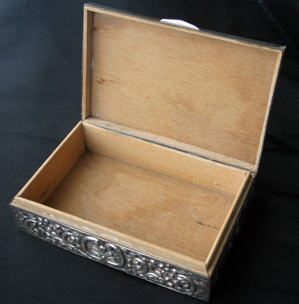 Vintage Egyptian Silver Heavy Repousse Cigarette Box