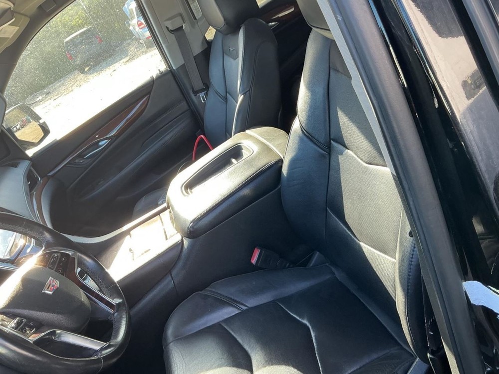 Fuse Box Engine Fits 15-20 ESCALADE 4999551