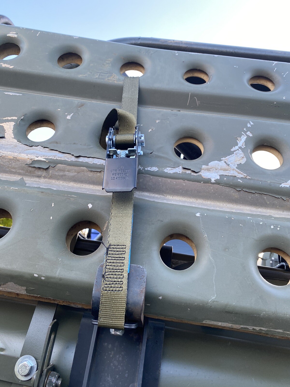 Fold up Jerrycan Holder Ratchet Strap 25mm 1m with Anchor Plates LC400daN Black