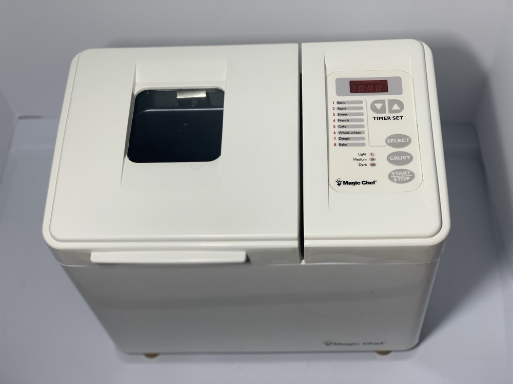 Magic Chef Bread Maker ES1850 Automatic 1.5 lb & Instruction Manual Free Ship