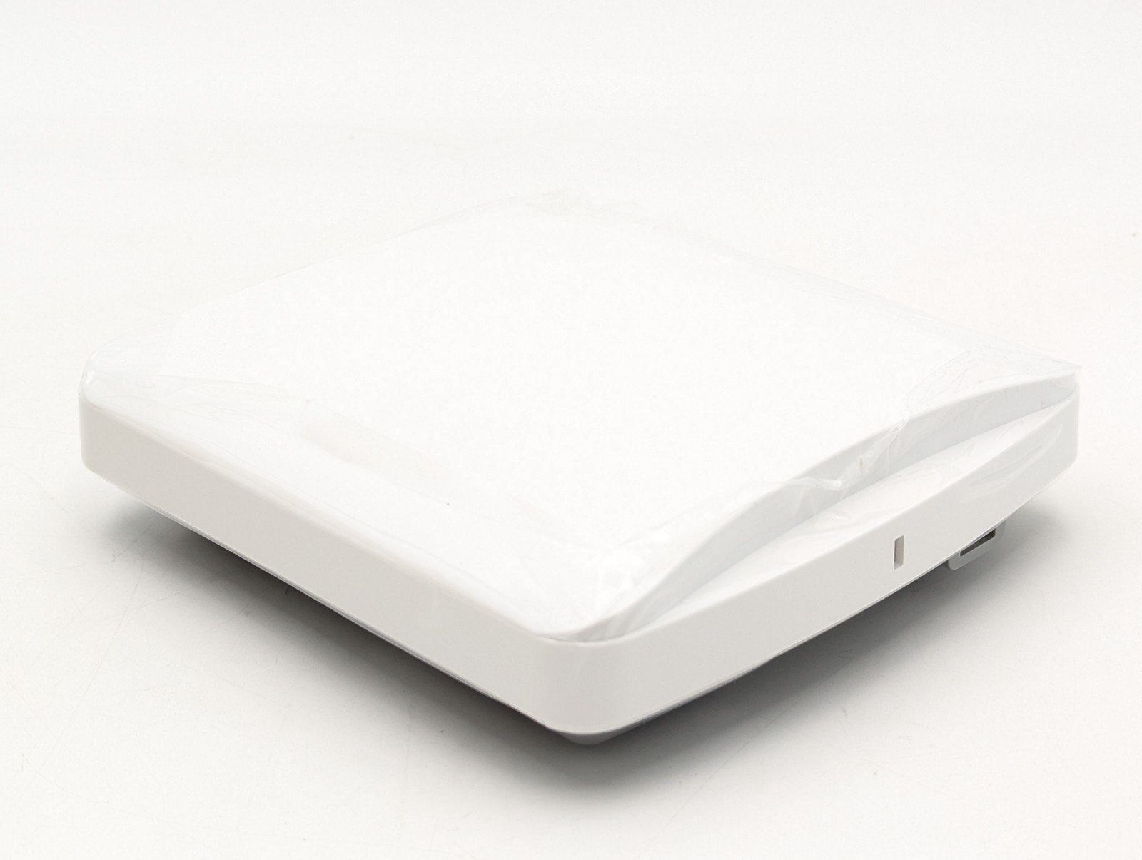 Access Networks Unleashed A550 Wi-Fi 6 Indoor Access Point (ANU-A550-US00) White