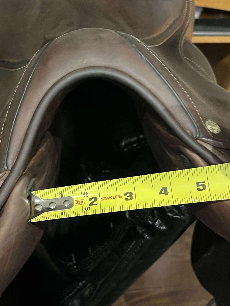 17” Devoucoux Biarritz Saddle