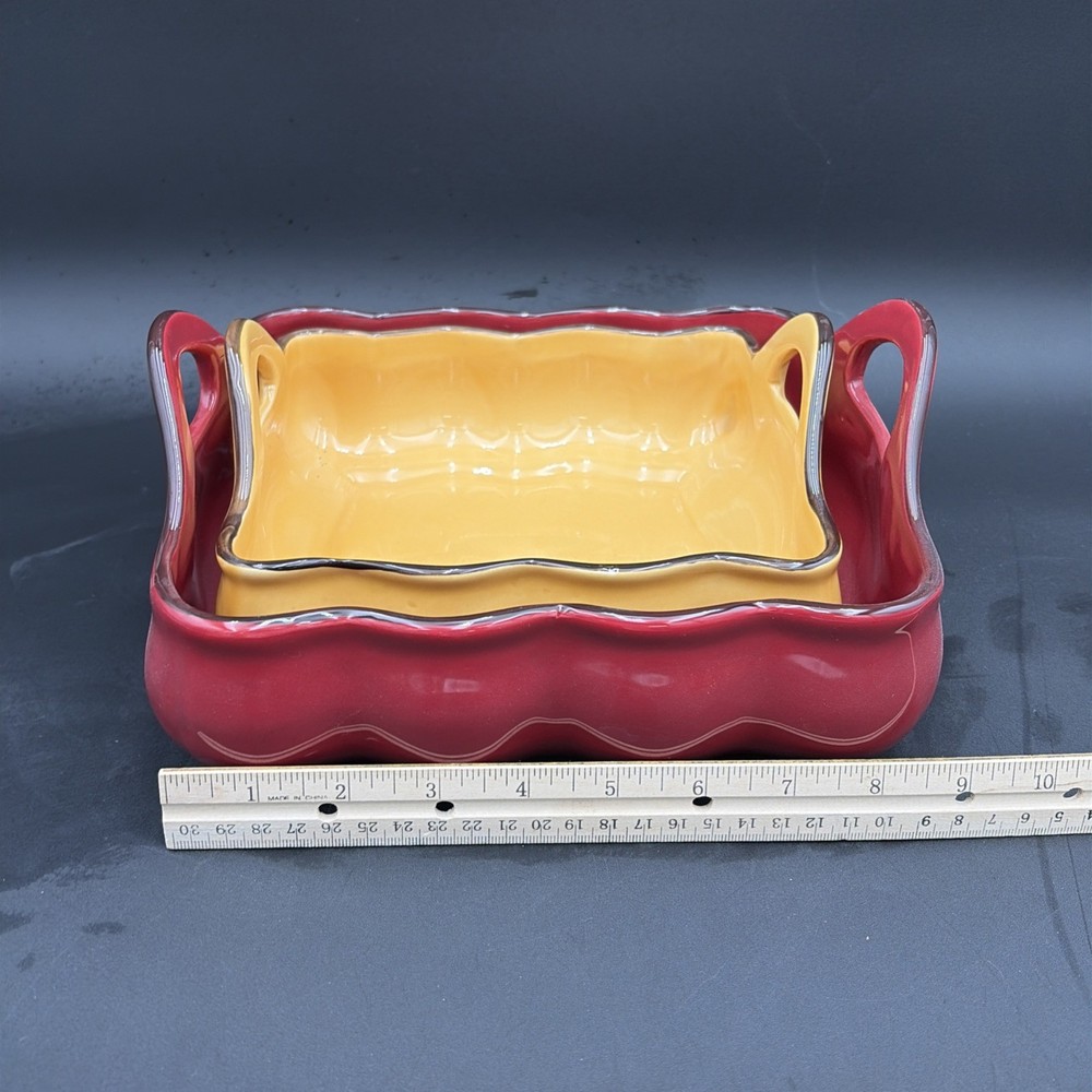 LTD Commodities 3- Piece Scalloped Ceramic Nesting Bakeware Set-Red,Green&Yellow