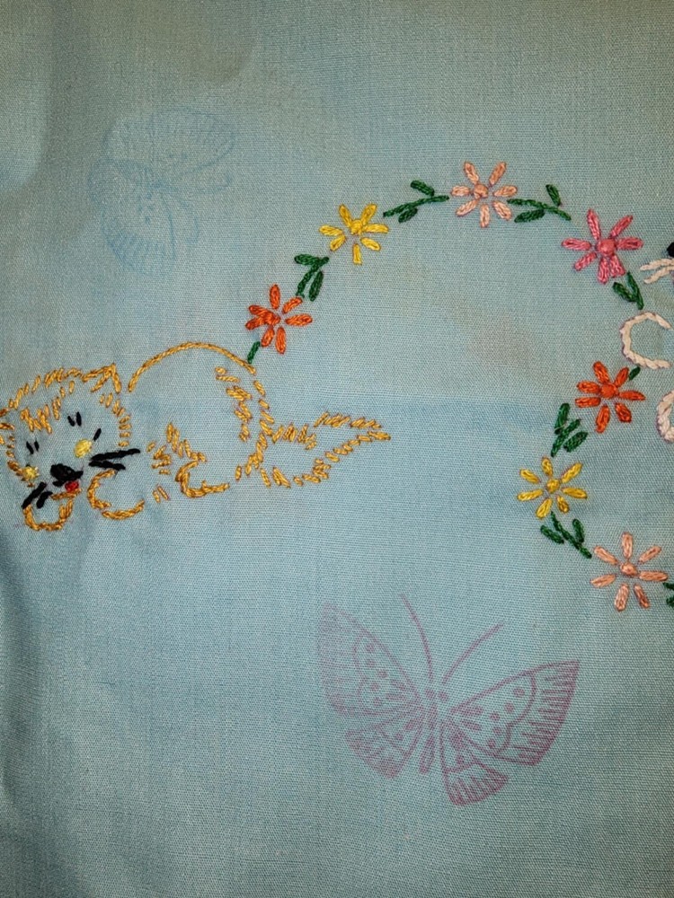 Small Needle Point Baby pillow Case Kitties PlayingNeedle point pattern is...