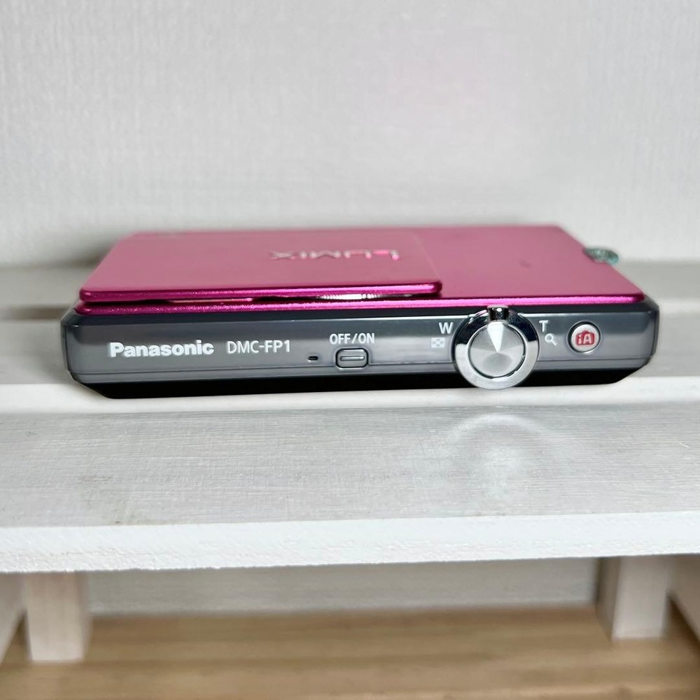 Panasonic Camera DMC FP1 Compact Digital Camera with LCD Display