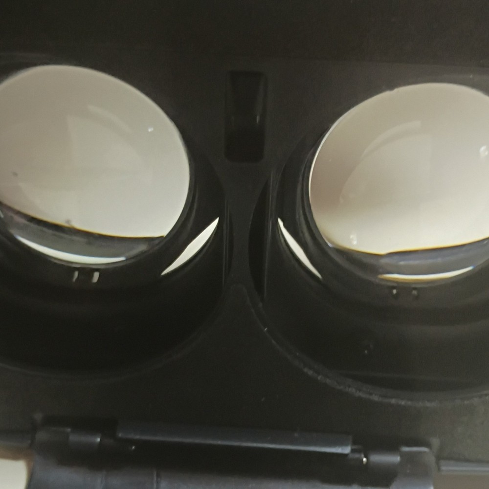 Black Smartphone VR Headset Unbranded Model with Capacitive Button