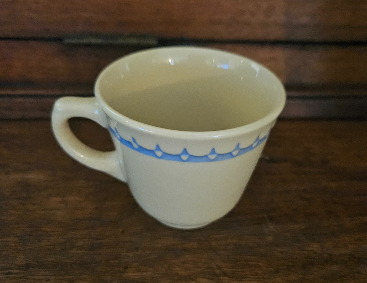 Vintage Jacques Restaurant Coffee Cup Chicago Il (Syracuse China 9-NN)