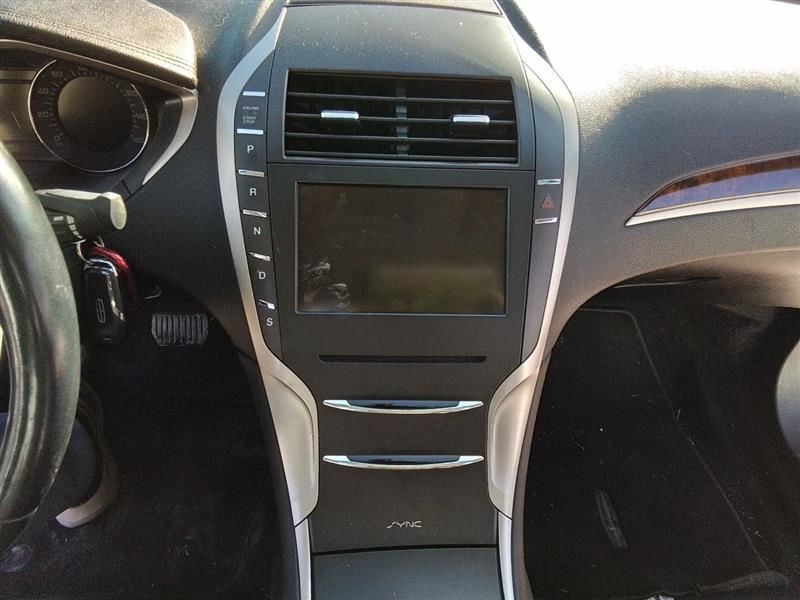 2013-2016 Lincoln MKZ Front Center Dash Screen