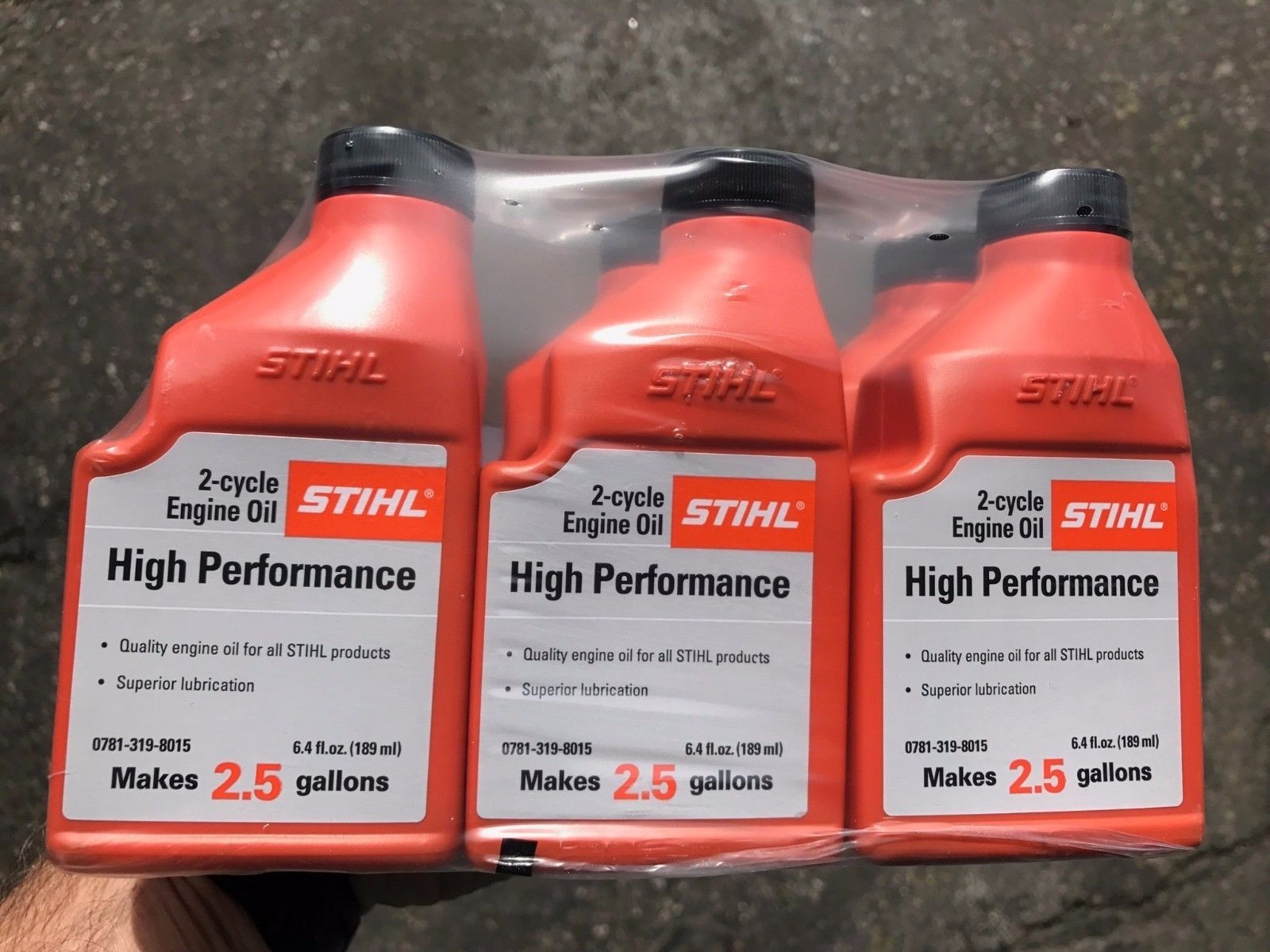 STIHL HIGH PERFORMANCE 2-CYCLE ENGINE OIL, 2.5 GAL MIX 6.4 OUNCE BOTTLES, 48 CS