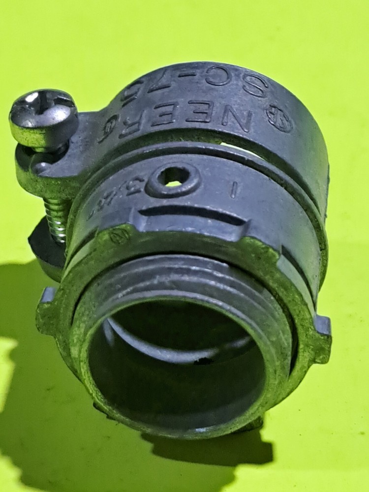 Neer SC75 3/4" Squeeze Type Conduit Fitting SC - 75