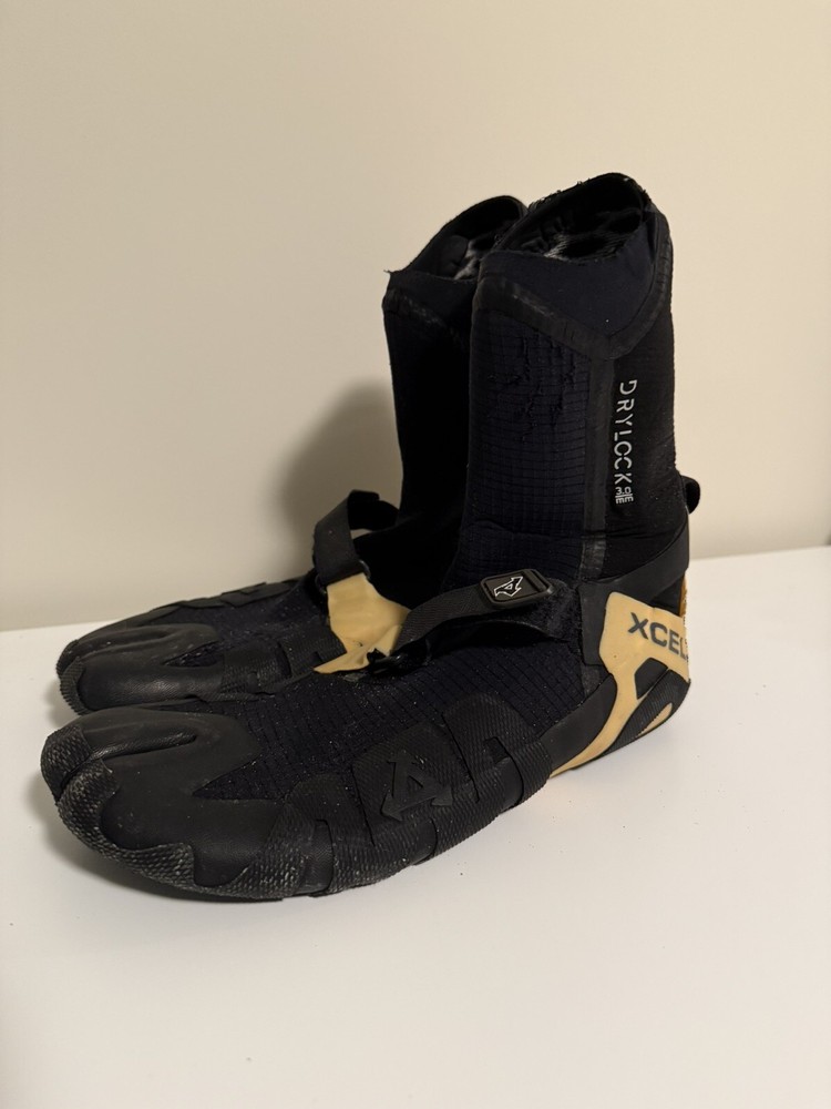 Xcel Drylock 3mm Booties Black Gum Split Toe (Size 10)
