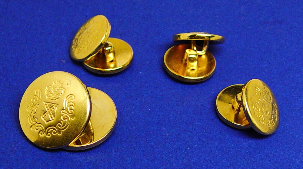 BELLA NOVA replacement buttons 8 gold tone solid metal buttons good used cond.