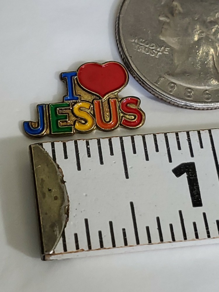 I ❤️ JESUS Rainbow Colors Small Lapel Hat Jacket Pin