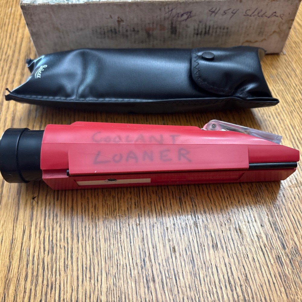 Leica 10441 0-10 Hand Held Refractometer Automatically Temperature Comp.