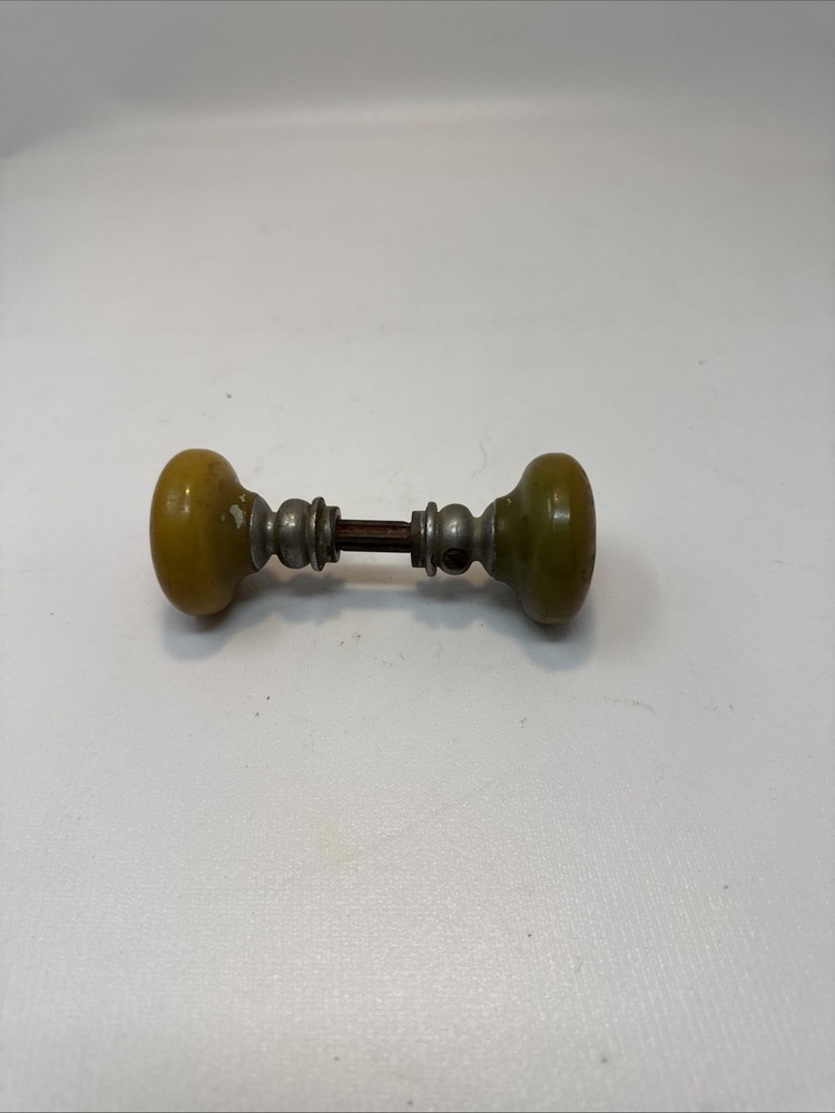 Bakelite Door Knob Set with Spindle - Butterscotch