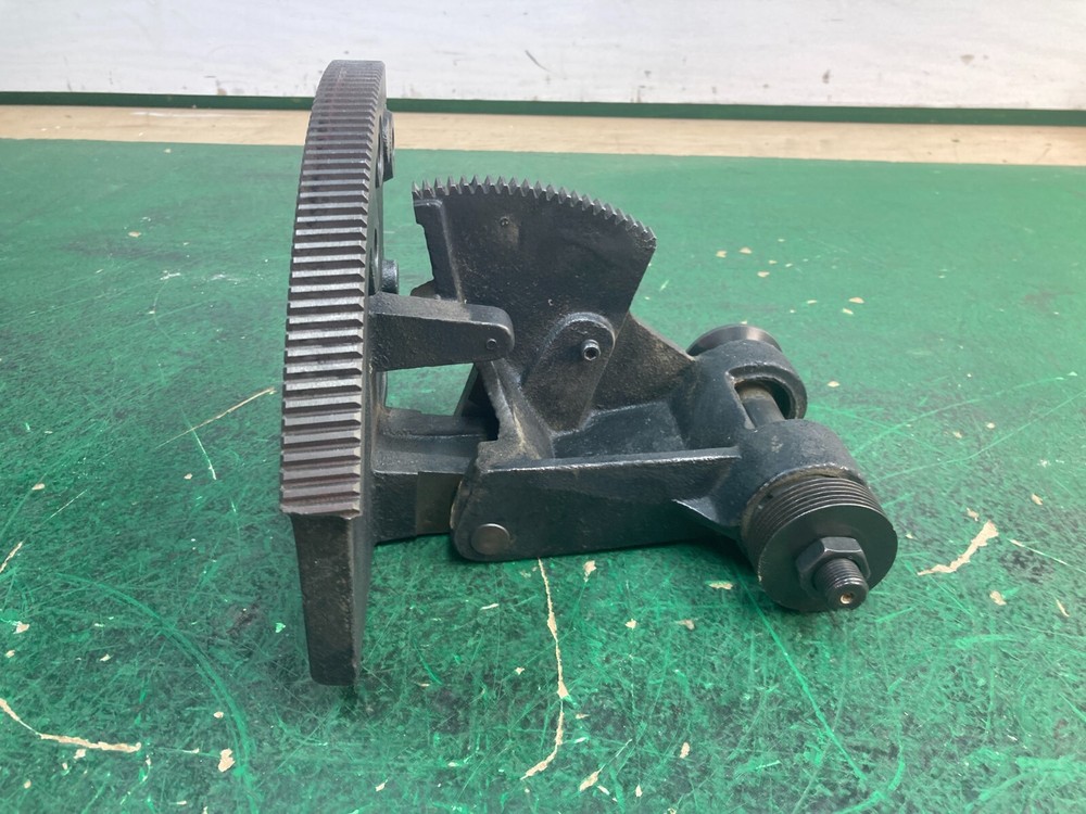 Craftsman FRONT TRUNNION + ELEVATING BRACKET + ARBOR SHAFT - 152 Table Saw