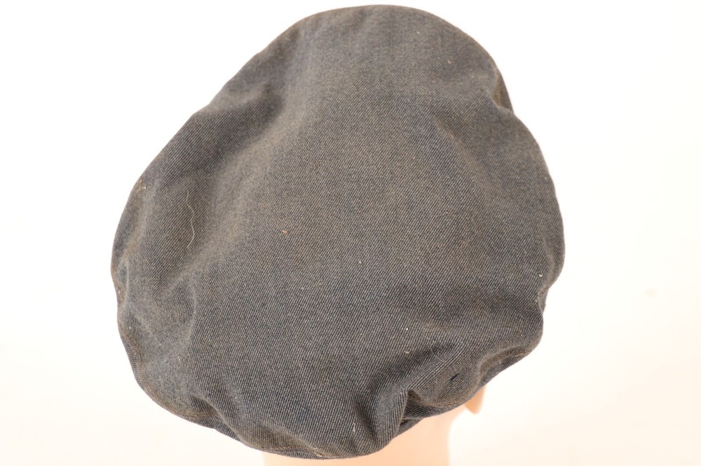 Vintage Union Carbide Guards Cap