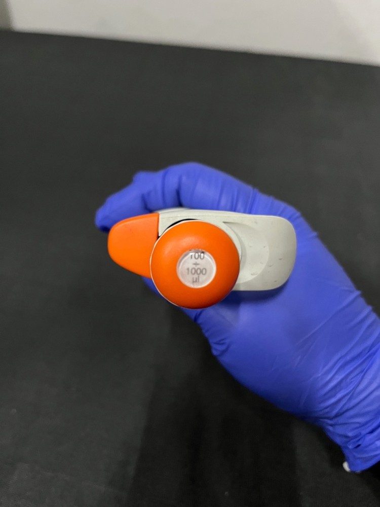 Corning Lambda Plus | 10-100uL | Autoclavable, Cleaned