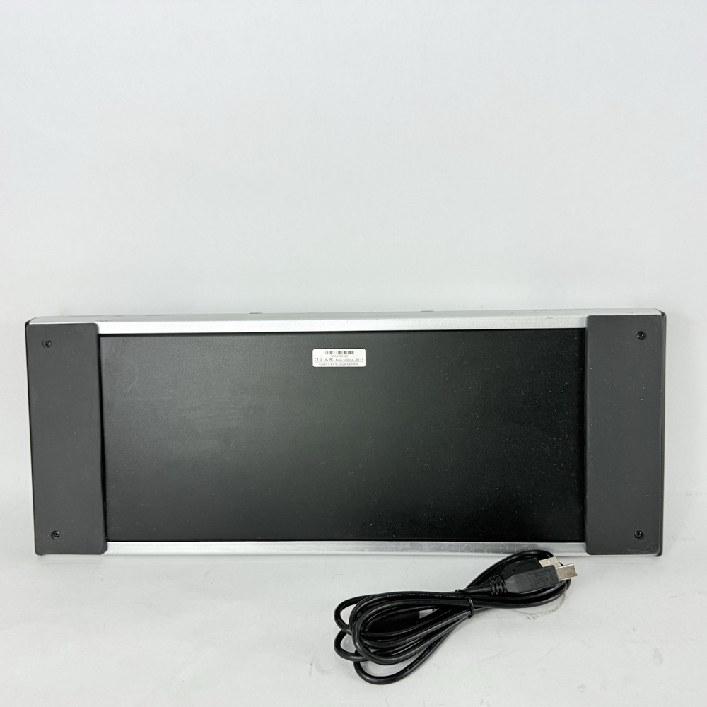 Apogee Silver Gio USB Stomp Interface Pedalboard Footcontroller Guitar FX